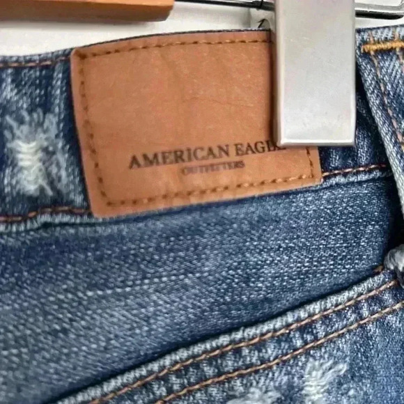 American Eagle Outfitters Distressed  Jean Skirt Size 00 - Picture 8 of 9